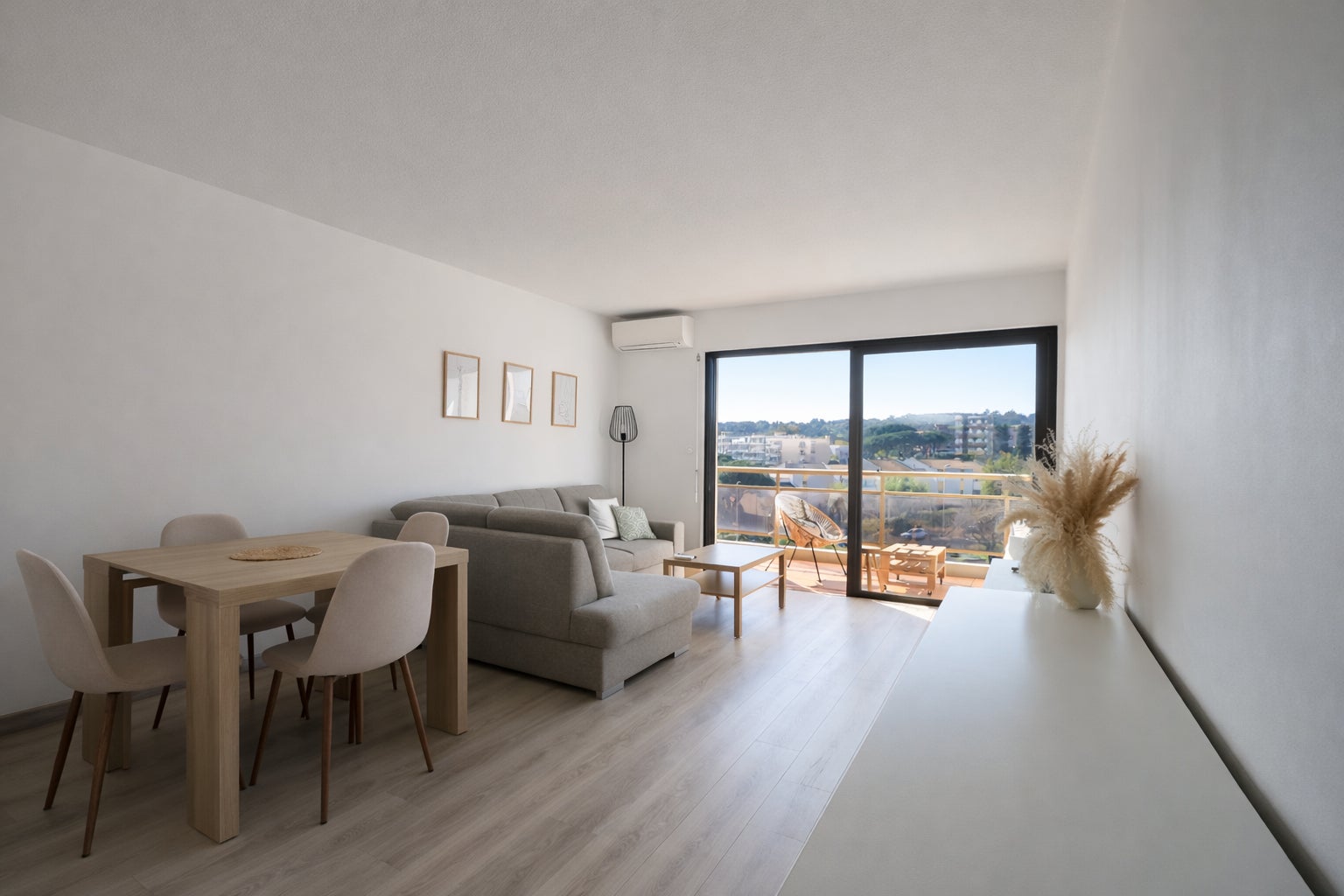 Flat Rue Léo Brun in Mandelieu-la-Napoule
