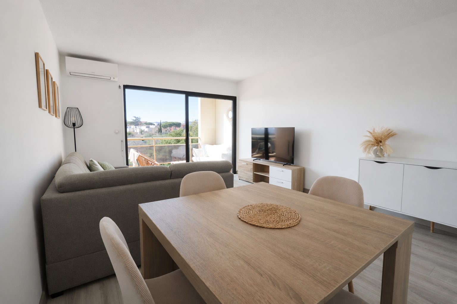 Flat Rue Léo Brun in Mandelieu-la-Napoule