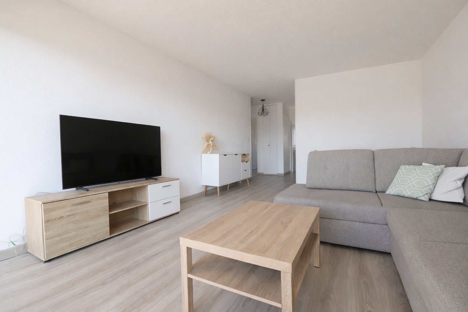 Flat Rue Léo Brun in Mandelieu-la-Napoule