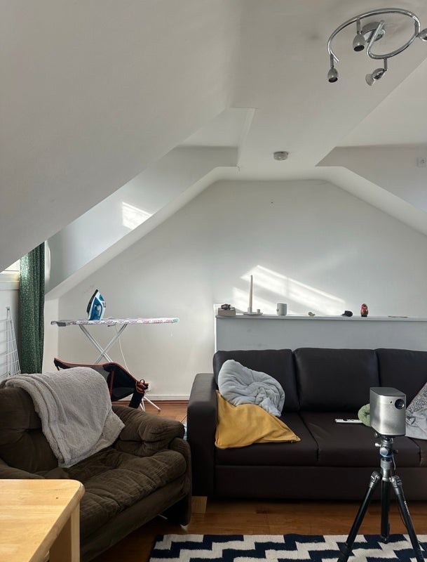 Room Delancey Street in Greater London