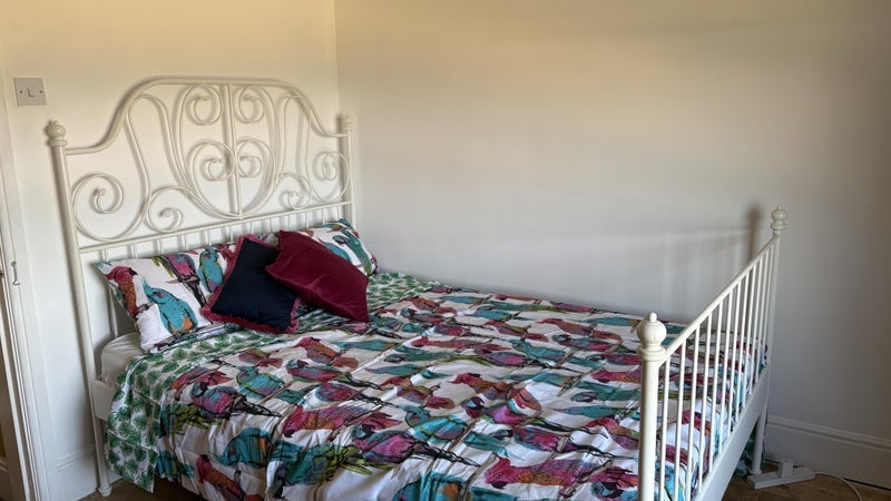 Room Green Moor Road in Sheffield