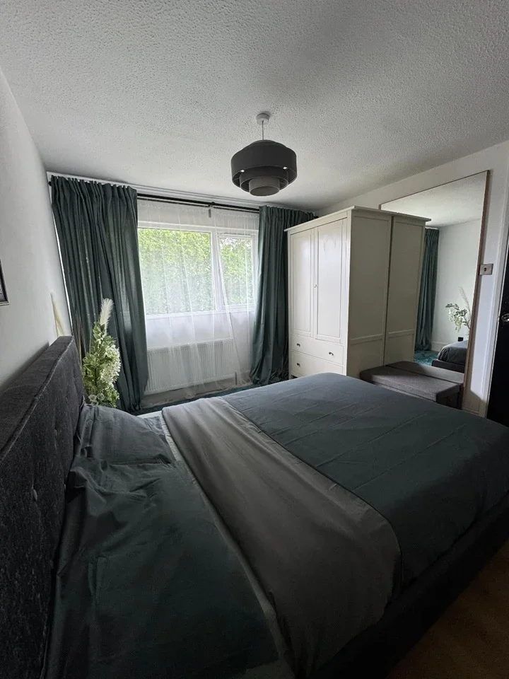 Room Basford Way in Windsor