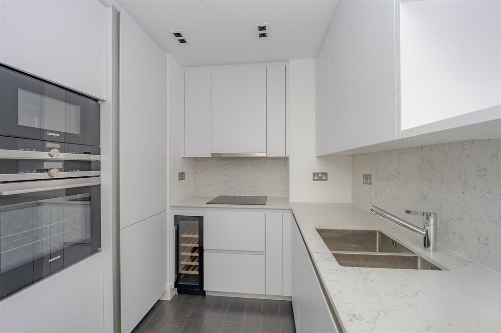 Flat Macclesfield Road in Greater London