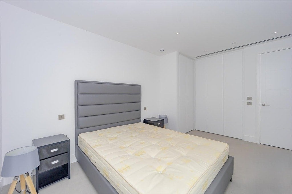 Flat Macclesfield Road in Greater London