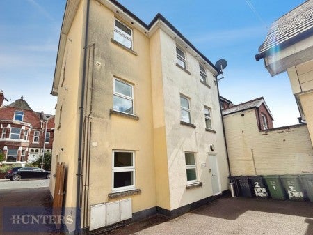 Flat Mount Pleasant Road in Exeter