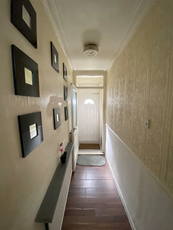 Room Denny Road in Greater London
