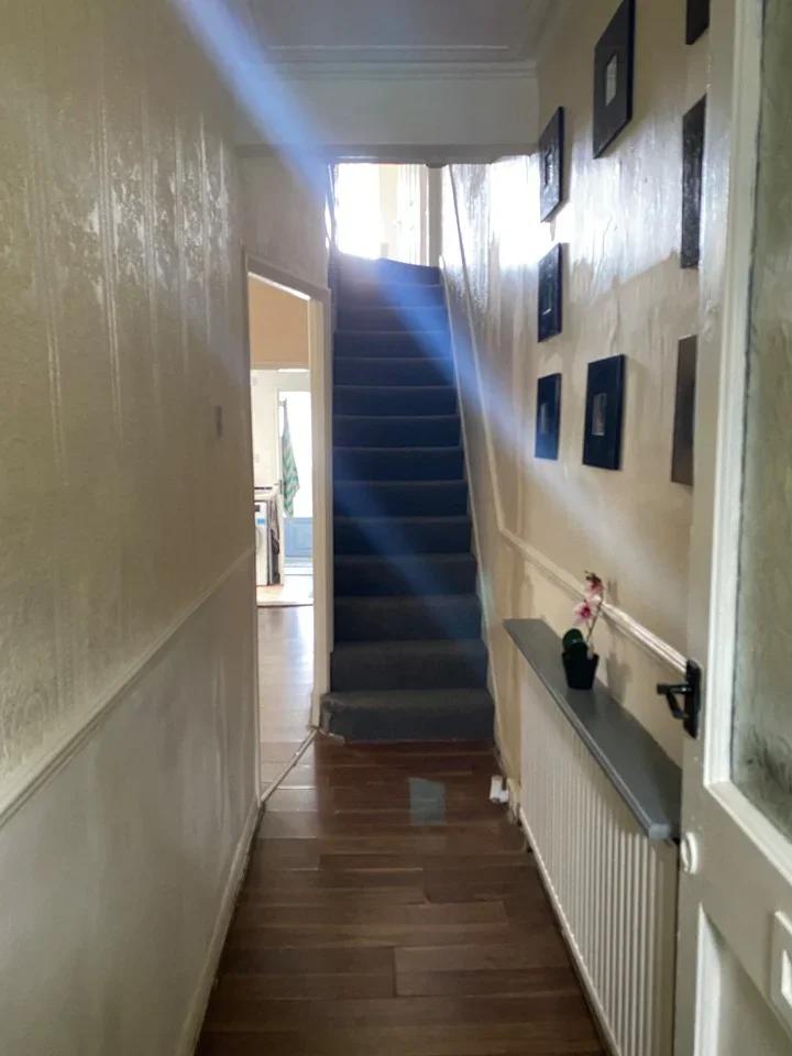 Room Denny Road in Greater London