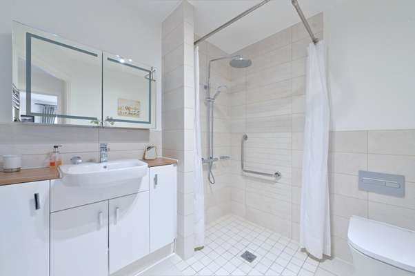 Flat Broadway in Amersham