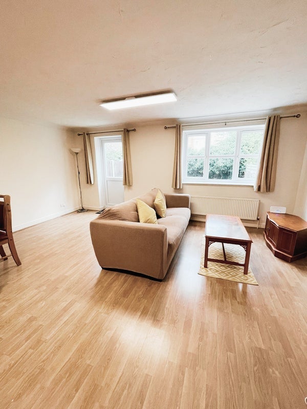 House Basevi Way in Greater London