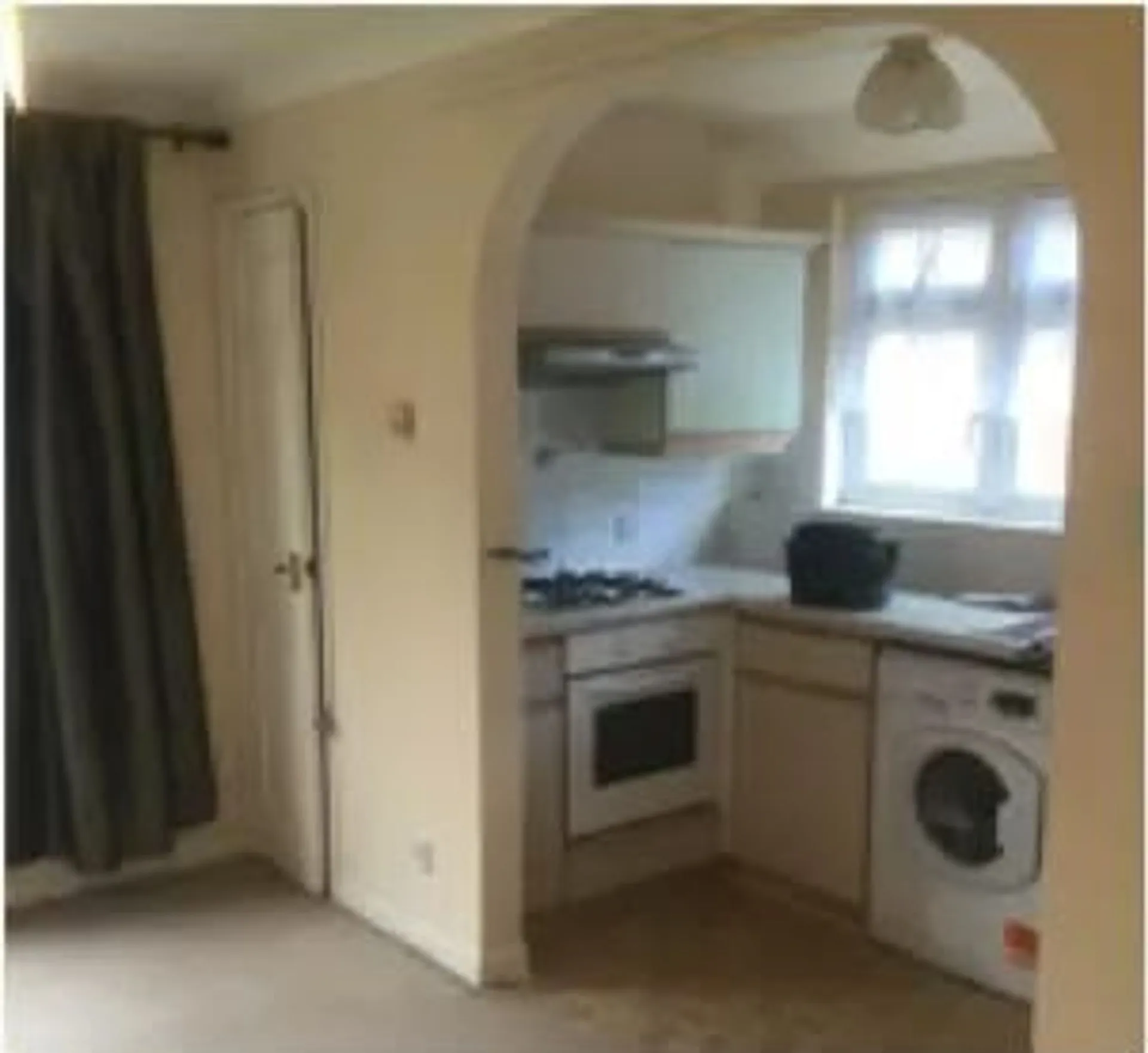 Flat Devonshire Road in Greater London
