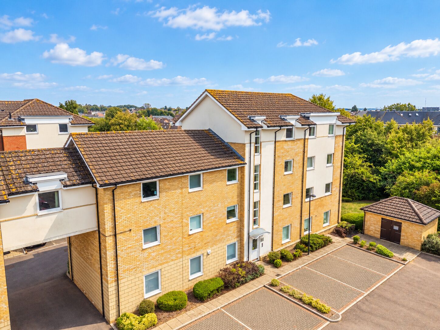 Flat Bakers Close in St Albans