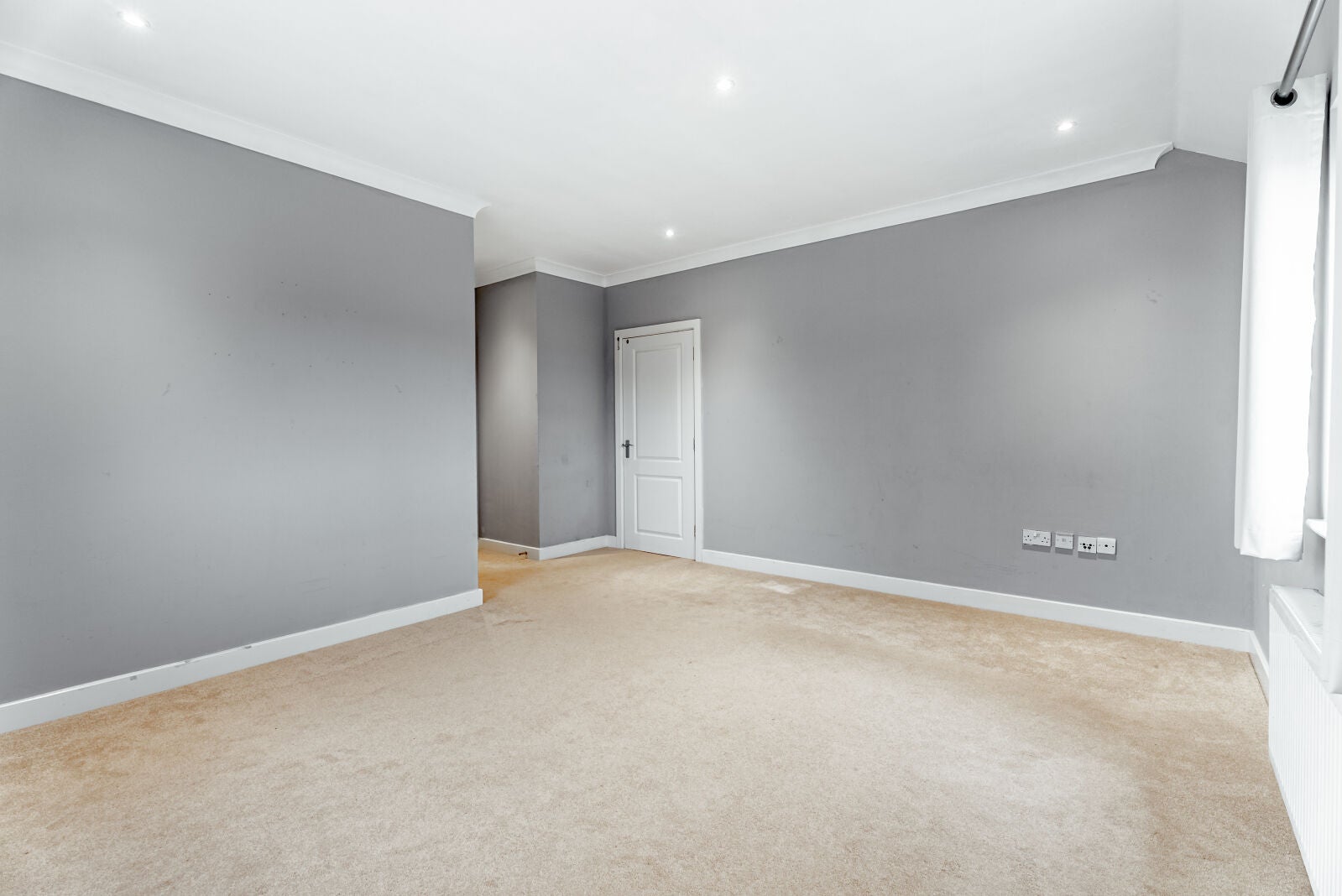 Flat Bakers Close in St Albans