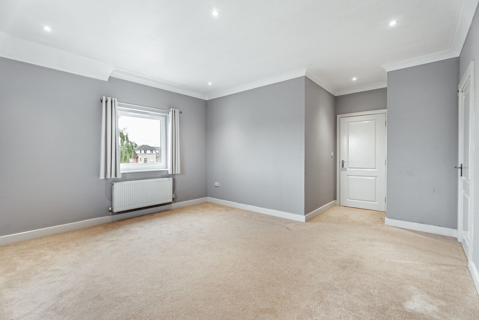 Flat Bakers Close in St Albans