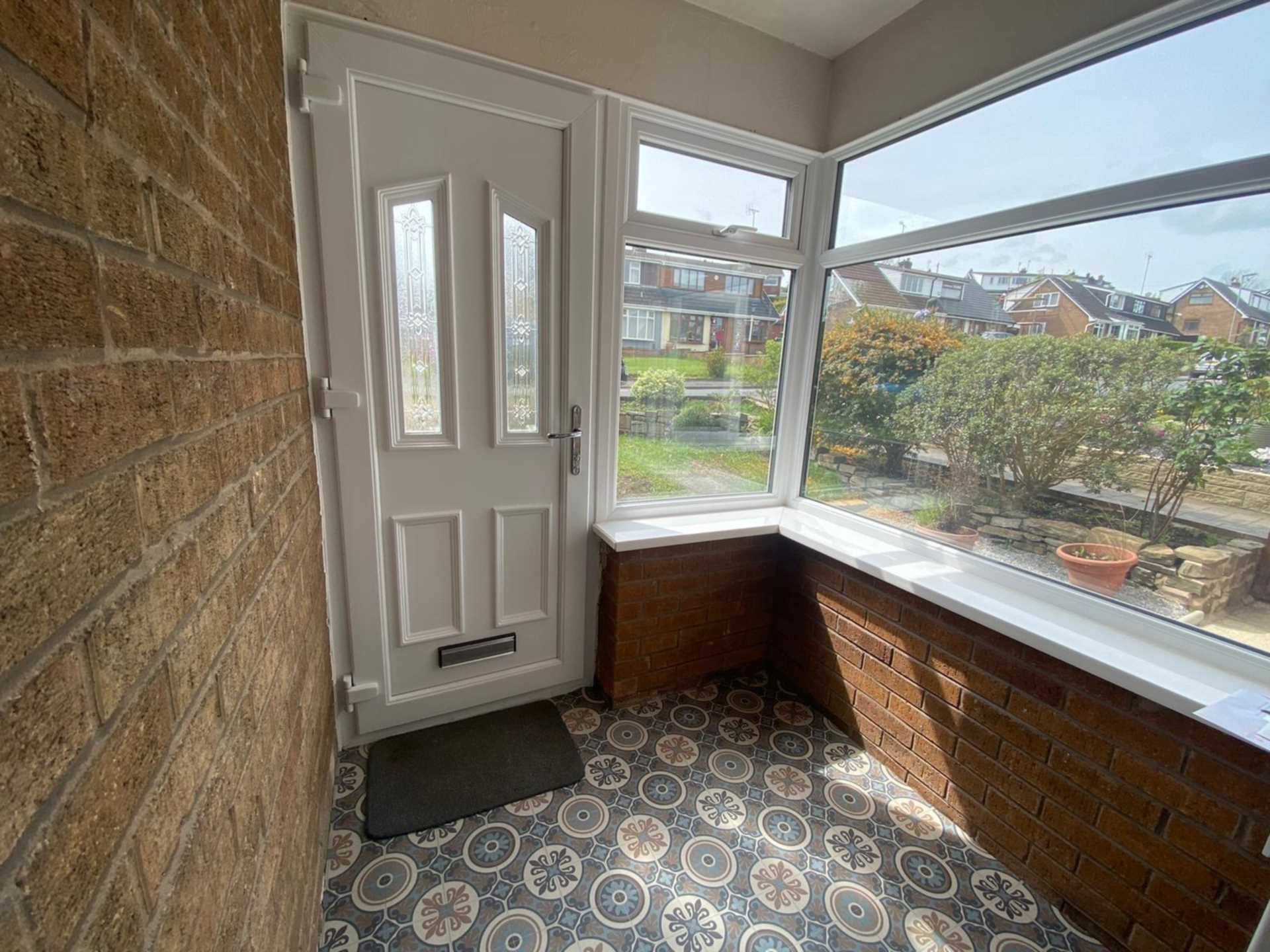 House Harewood Drive in Royton