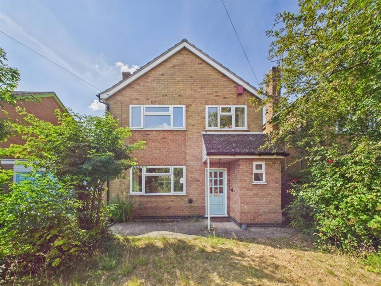 House Bleakmoor Close in Charnwood
