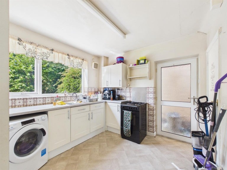 House Bleakmoor Close in Charnwood