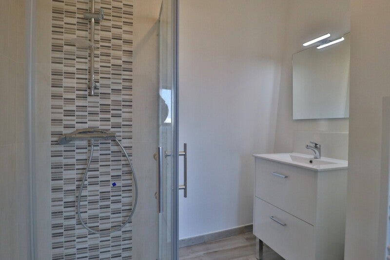 Room Rue Victor Hugo in Rosières-près-Troyes