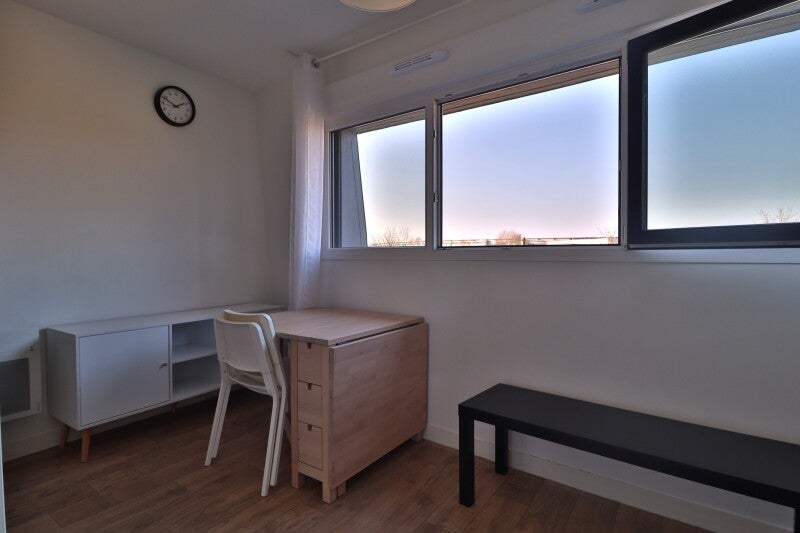 Room Rue Victor Hugo in Rosières-près-Troyes