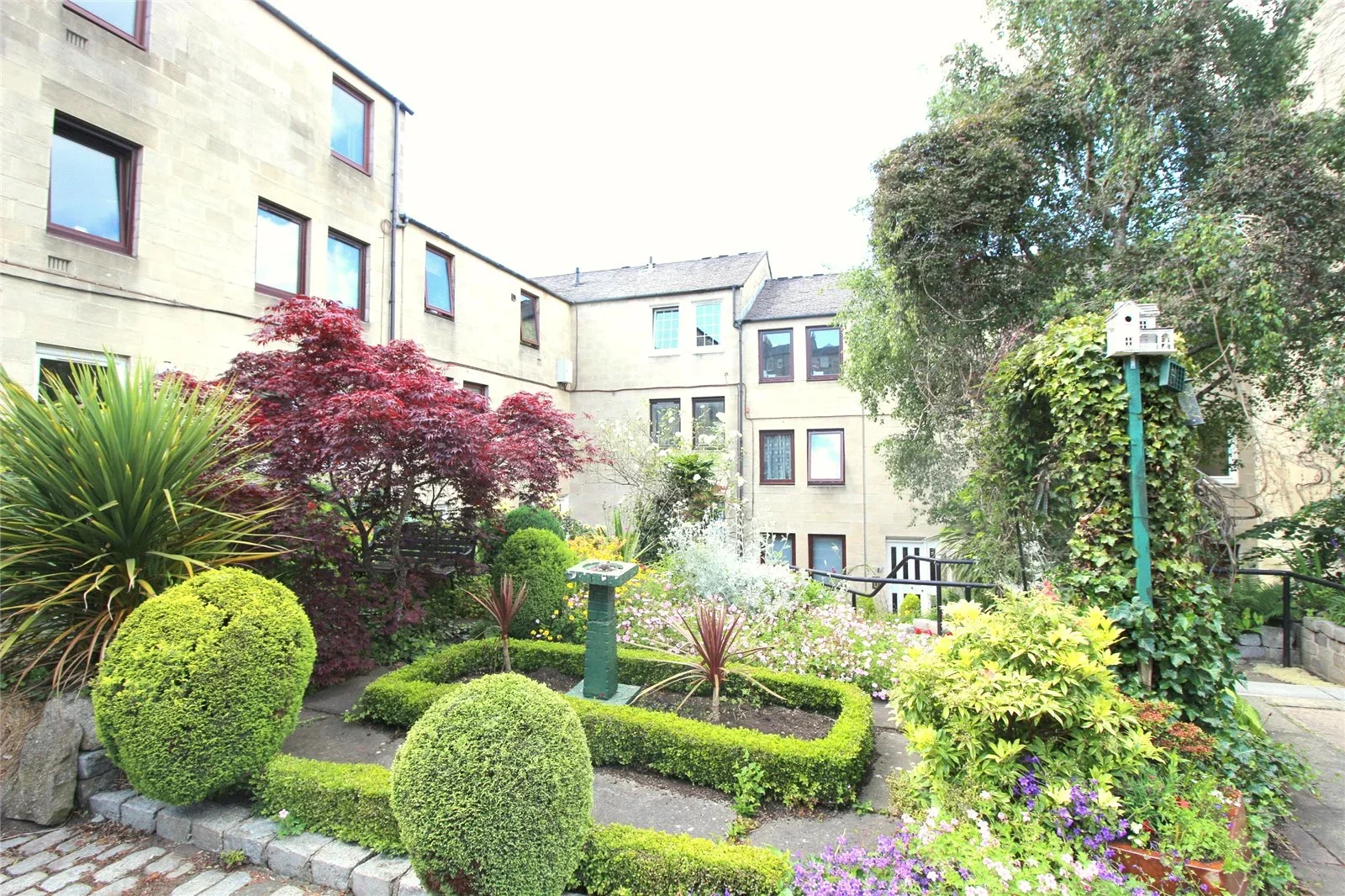 Flat Jamaica Mews in City of Edinburgh
