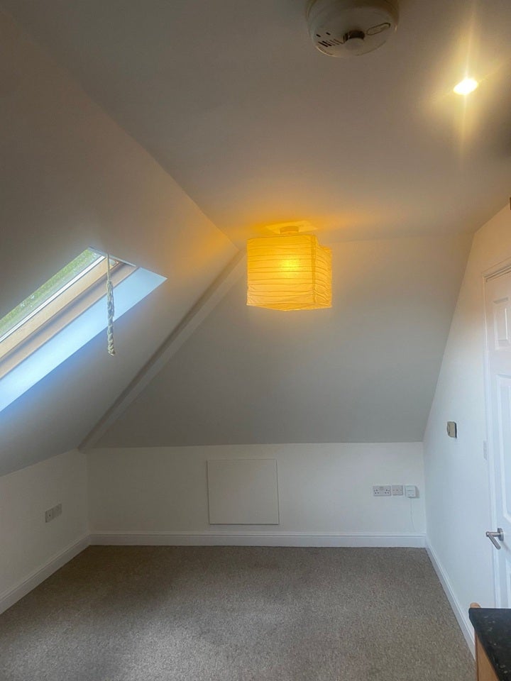 Flat Sommerville Road in Bristol