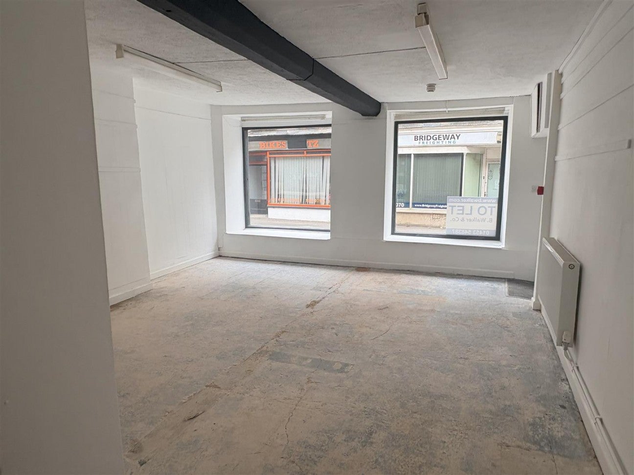 Flat Silver Street in Dursley