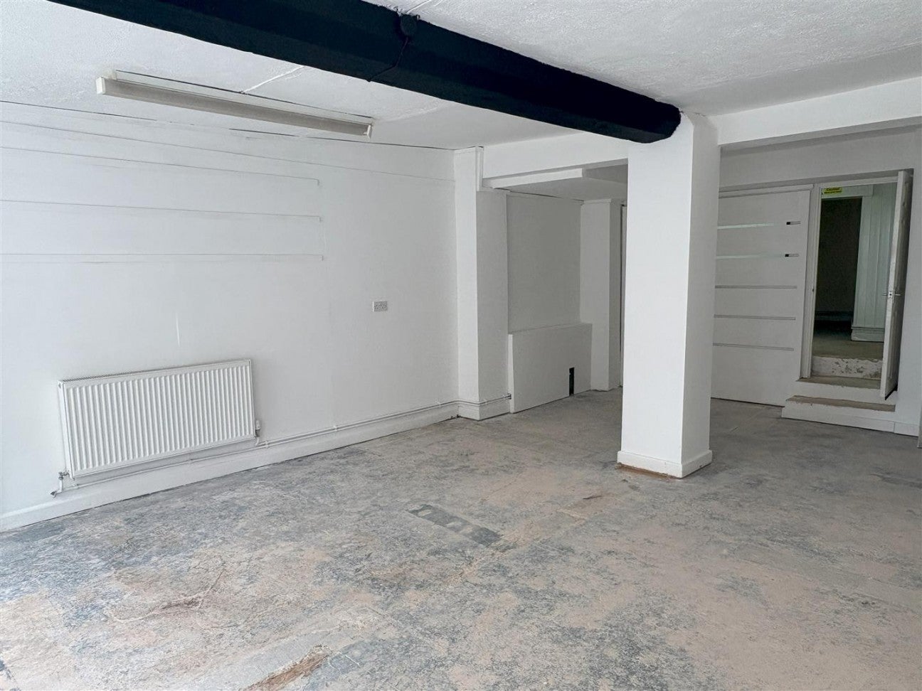 Flat Silver Street in Dursley