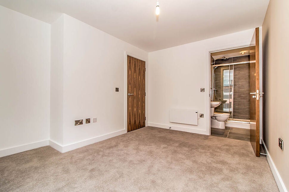 Flat Ordsall Lane in Salford