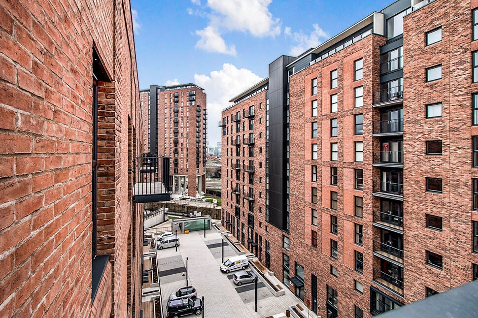 Flat Ordsall Lane in Salford