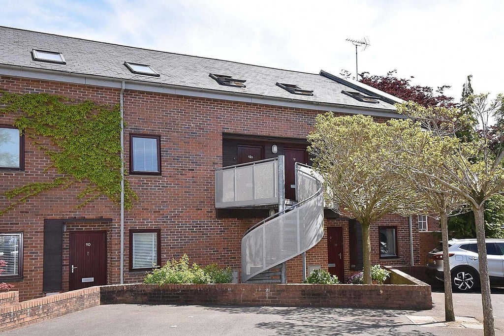 Flat St. John's Road in Knutsford