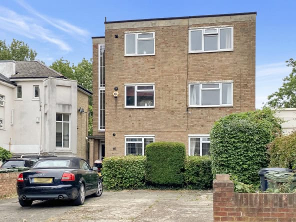 Flat Park Hill in Greater London
