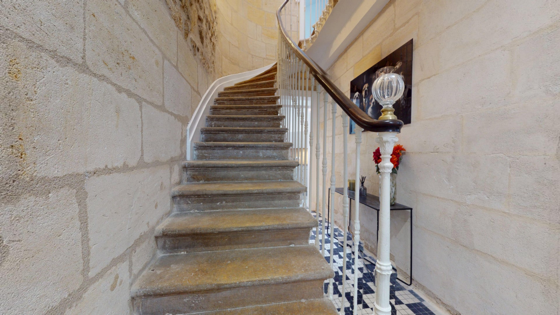House Rue Frère in Bordeaux