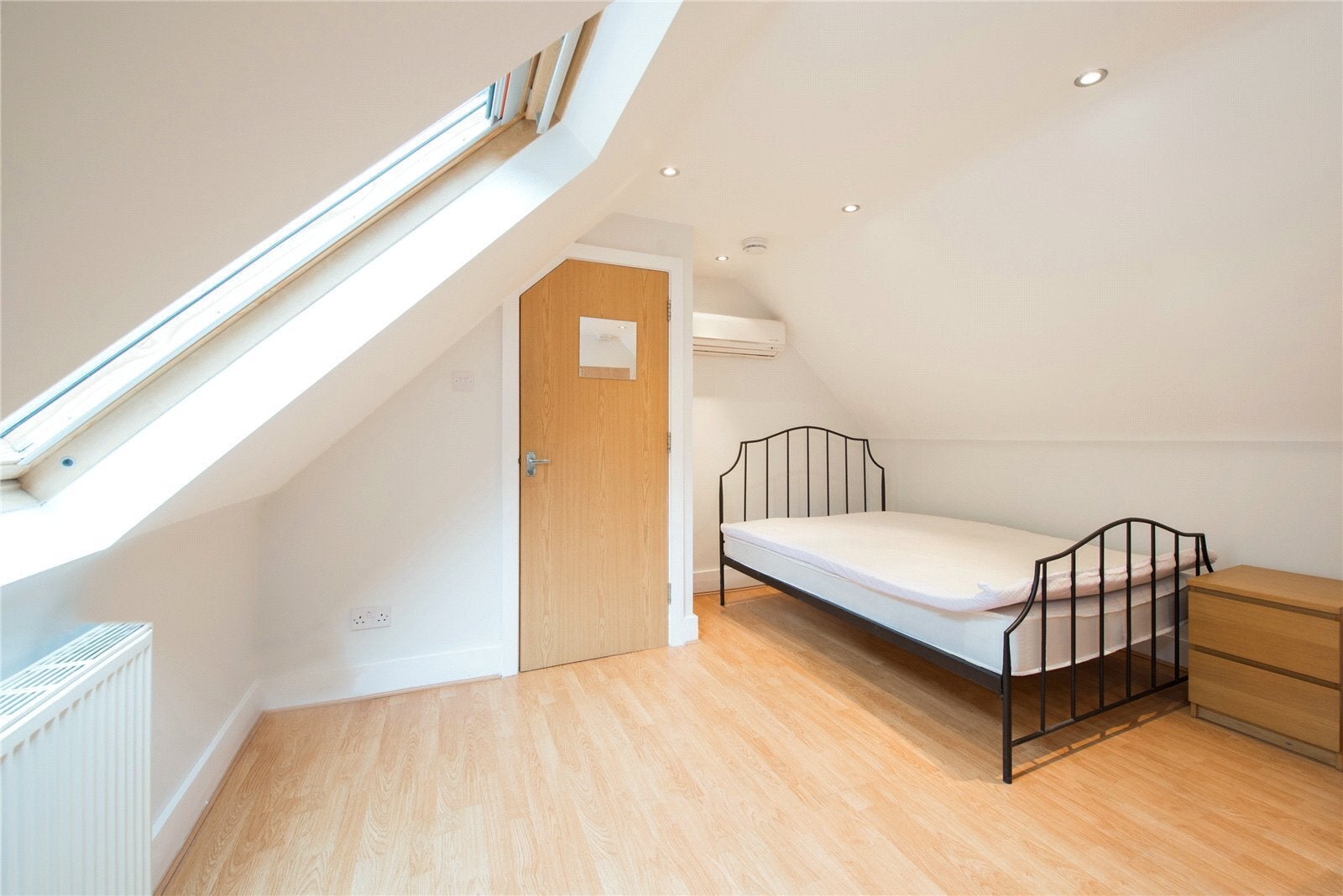 House Verbena Gardens in Greater London