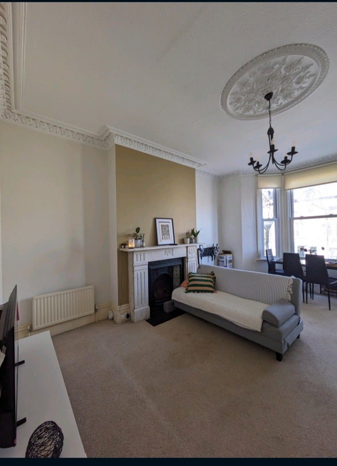 Room Harvard Road in Greater London