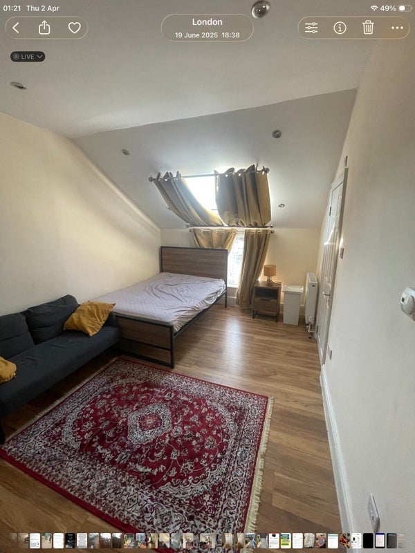 Room Monmouth Road in Greater London