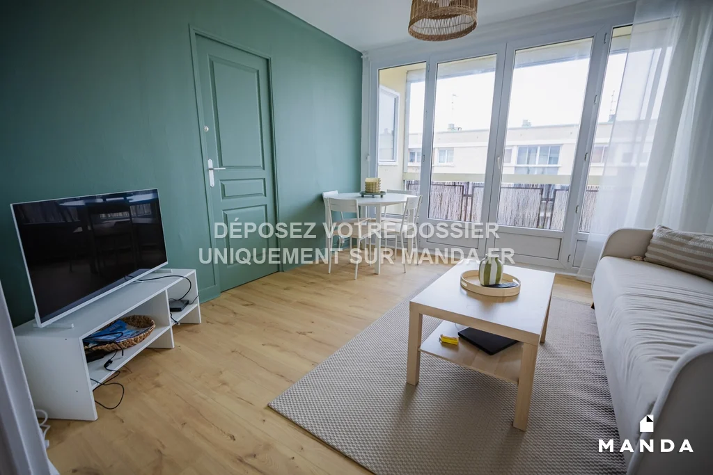 Room Rue Saint-Jean in Caen