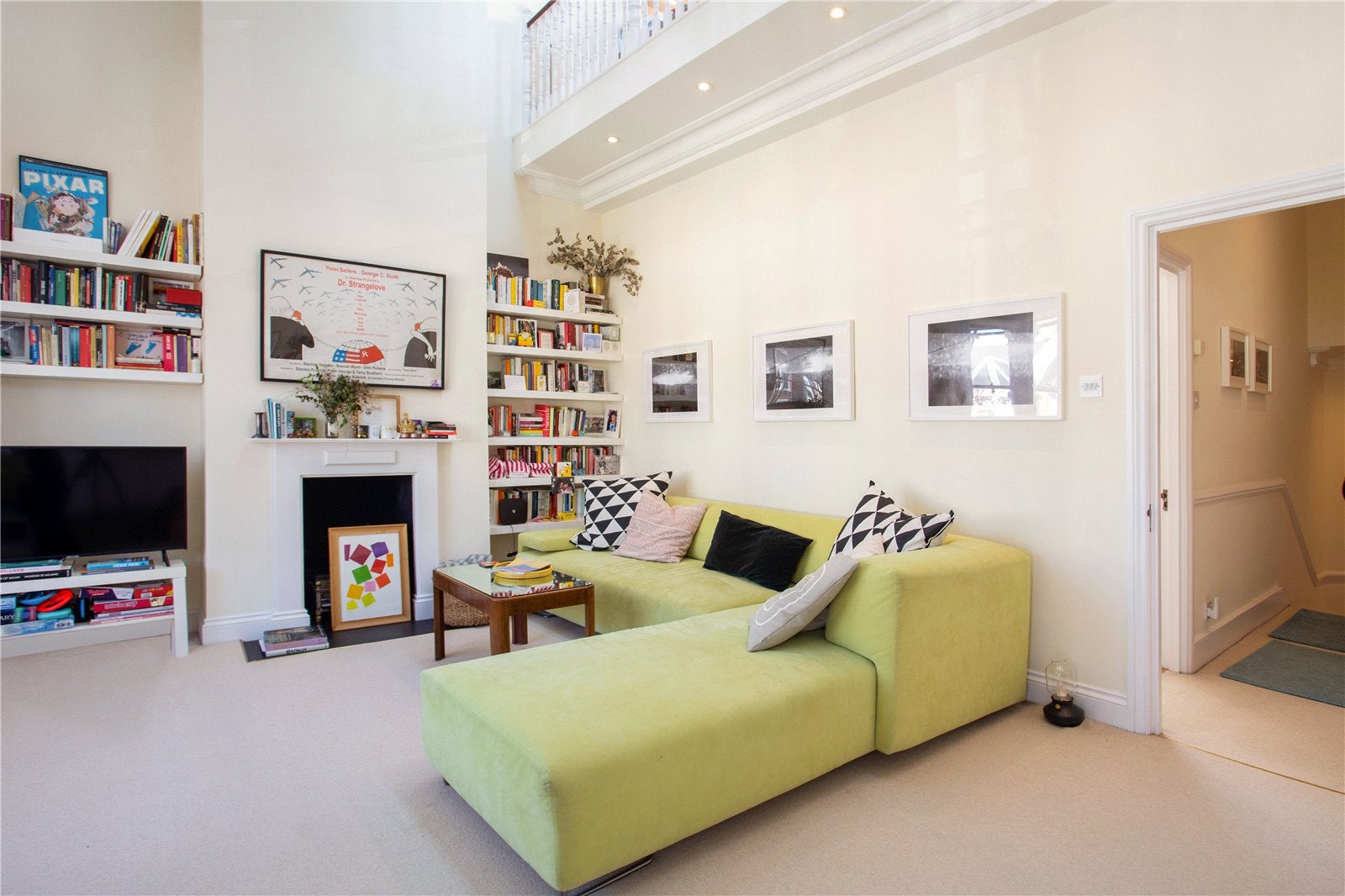Flat Ringmer Avenue in Greater London