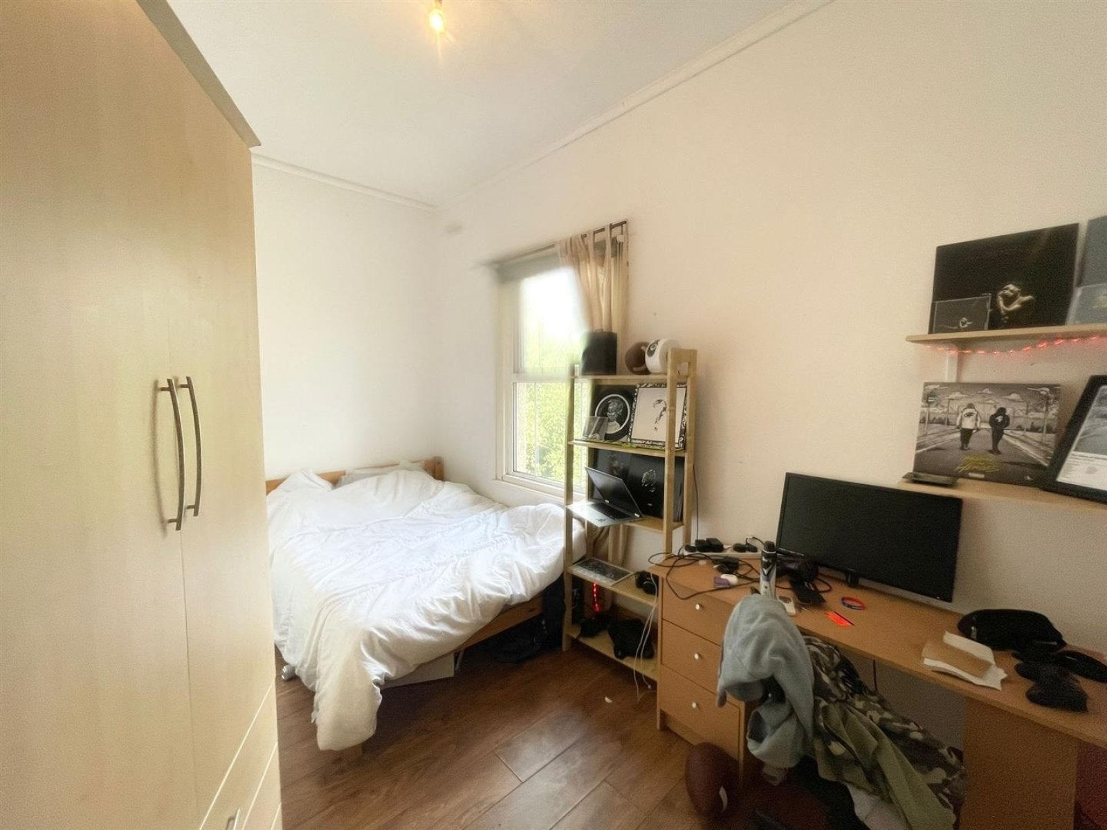 Room Annesley Grove in Nottingham