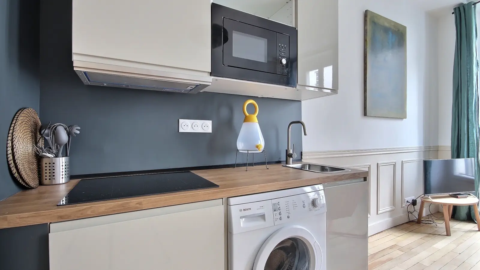 Flat Rue du Faubourg Saint-Martin in Paris