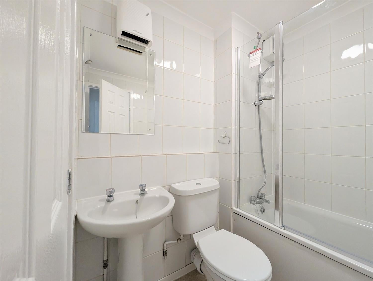 Flat Kingslea in Horsham