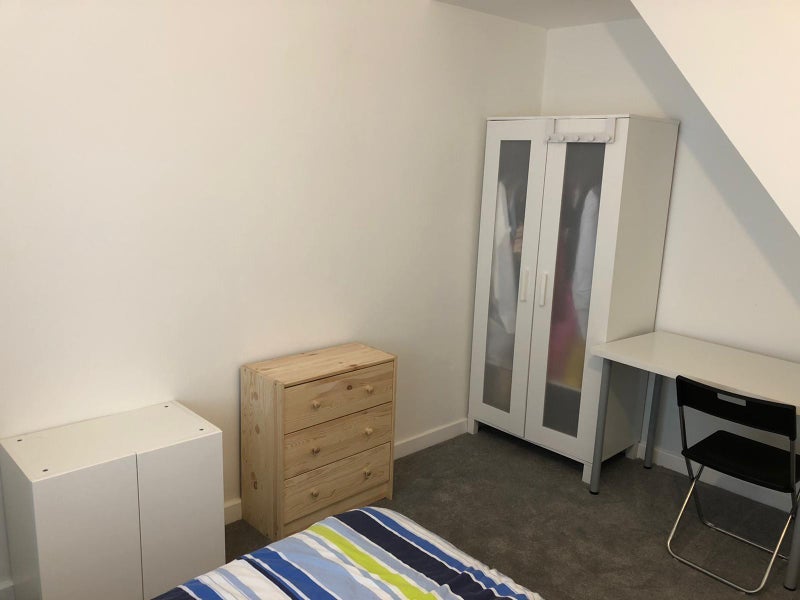 Room Cliff Walk in Greater London