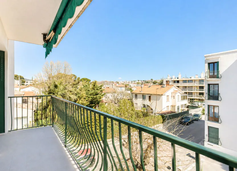 Flat Boulevard Gillet in Marseille