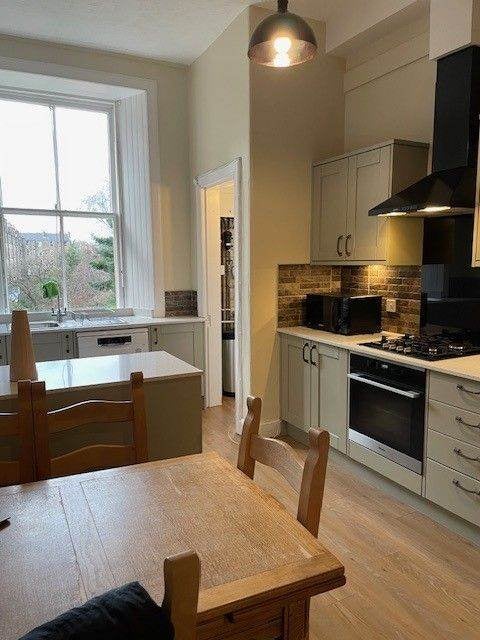 Flat Spottiswoode Street in City of Edinburgh