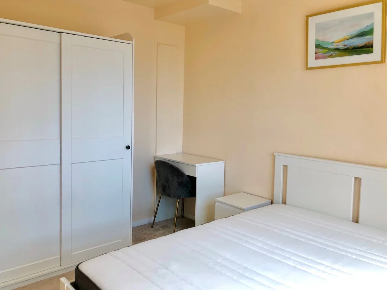 Flat Limeharbour in Greater London