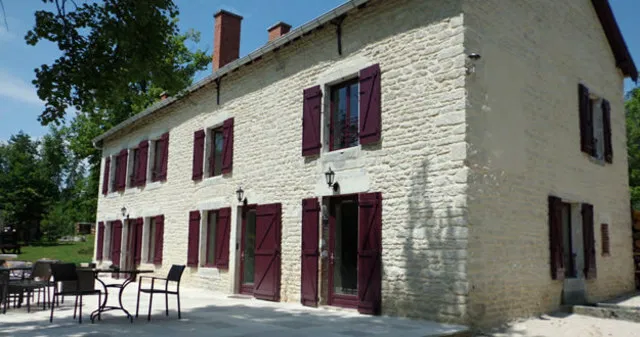Chambre D 6 à Diénay
