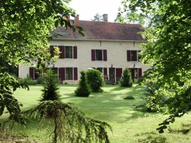 Chambre D 6 à Diénay