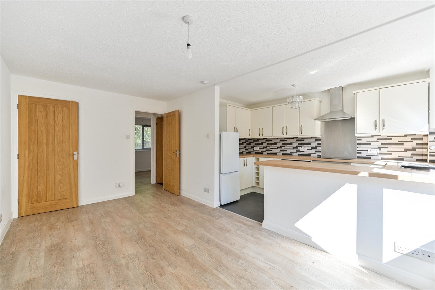 Flat Exbourne Road in Reading