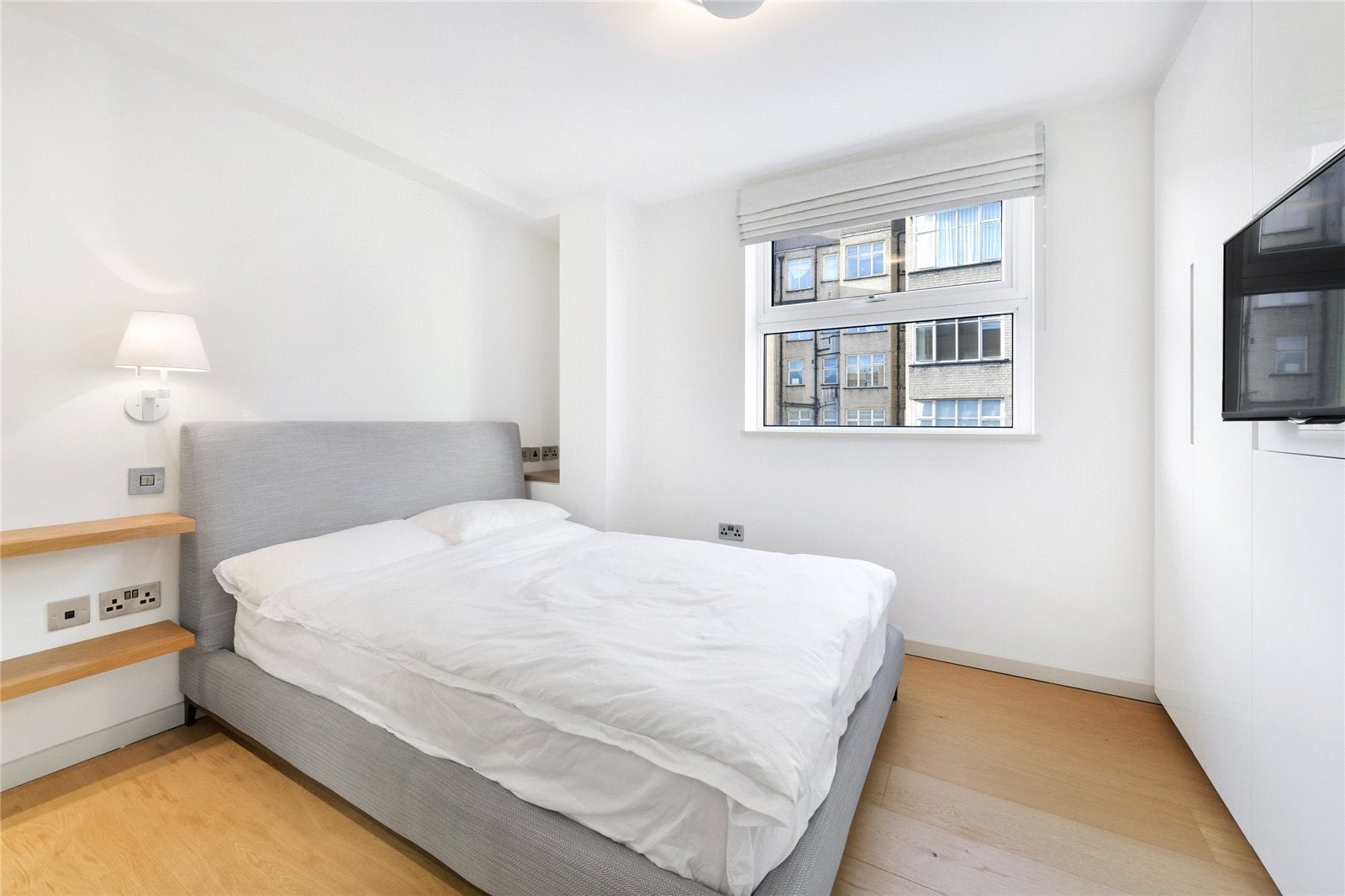 Flat William Mews in City of Westminster