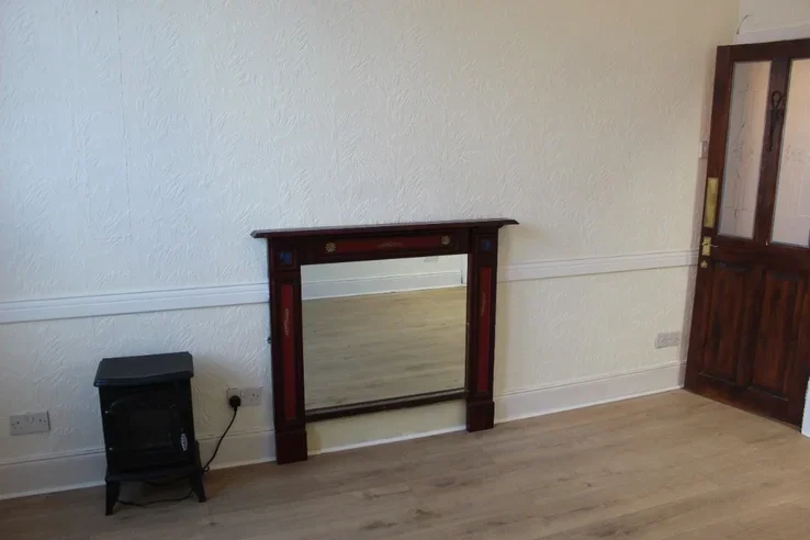 Flat Regent Drive in Rutherglen