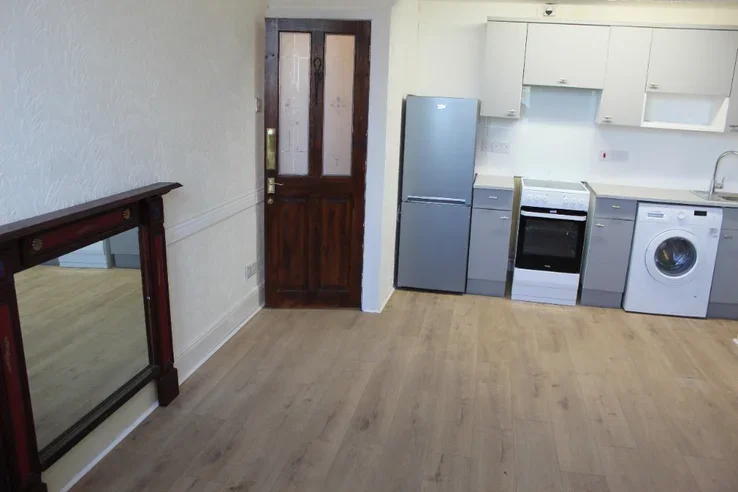 Flat Regent Drive in Rutherglen
