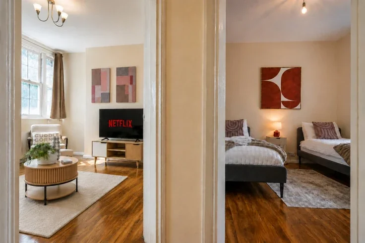Flat Lafone Street in Greater London